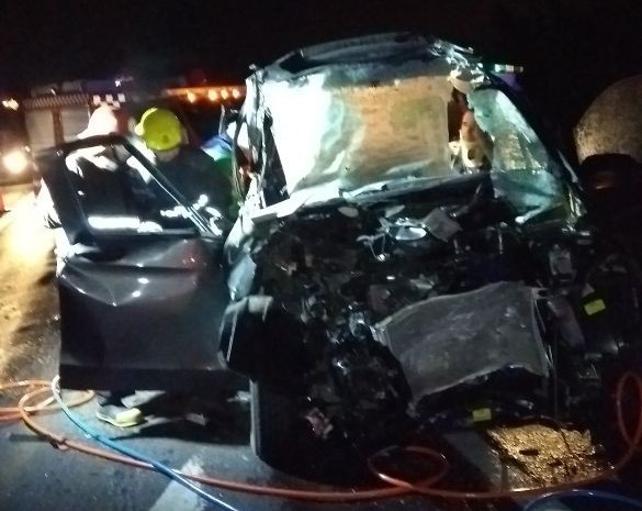 Este jueves se produjo un accidente de tránsito en la Autopista 9, que dejó el saldo lamentable de una persona fallecida, mientras que otras tres resultaron con heridas de gravedad.