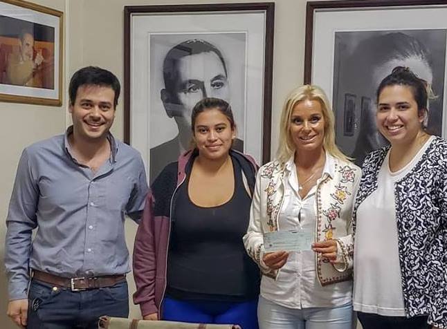 La Municipalidad de Ramallo entregó dos subsidios destinados a la Escuela Primaria N° 3 y Secundaria N° 8.