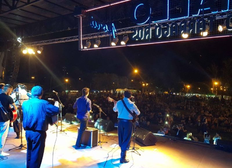 La 23ª edición del Ramallo Porá, el festival de la música litoraleña, tendrá lugar el próximo sábado 16 y domingo 17 en el Paseo Arturo Jaureche del Puerto Ramallo, con entrada libre y gratuita.