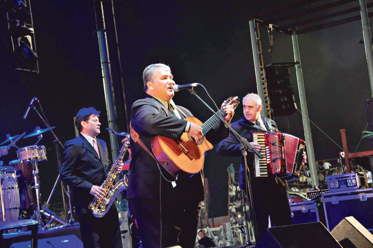 Se conoció la cartelera del Ramallo Porá 2018. Nuevamente la música del litoral sonara en el escenario Antonio Tarragó Ros en el Paseo del Puerto Municipal, en lo que será la 22ª edición del festival.