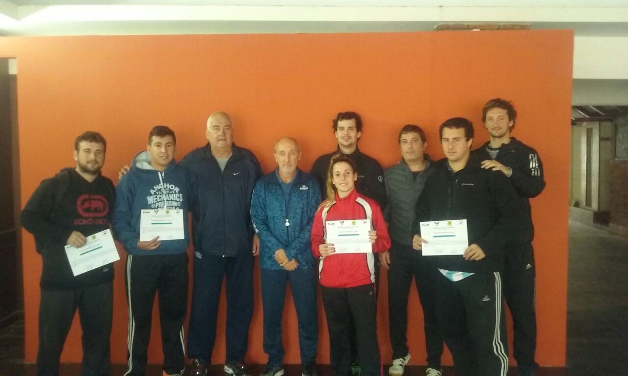 Desde el jueves 20 al domingo 23 de julio, organizado por FeVA, Federación Bonaerense de Vóleibol, Asociación Nicoleña de Vóley y el Club Defensores de Belgrano, se desarrolló el Curso de Entrenador Provincial Nivel II.