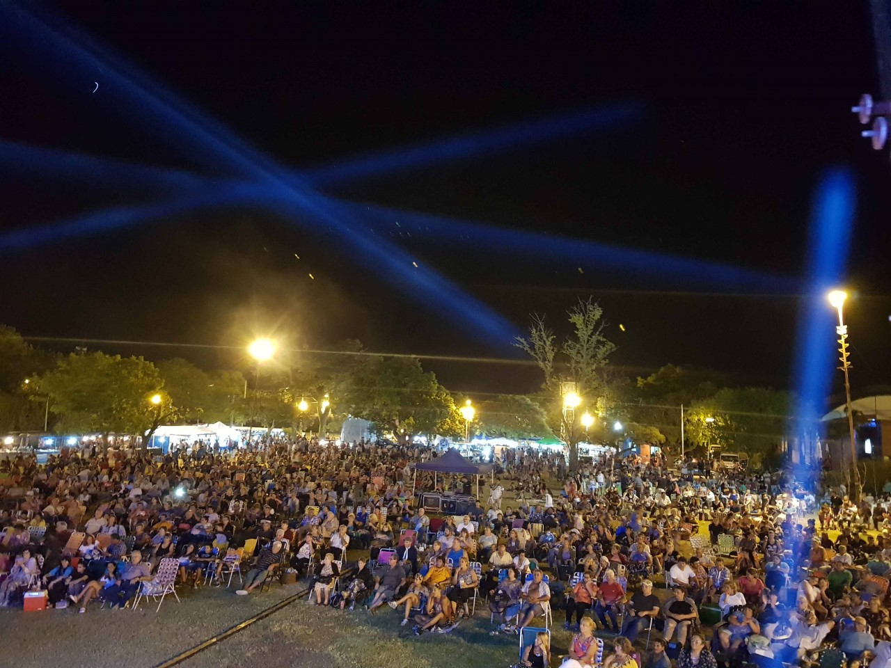 El subsecretario de Cultura, Mauricio Carol, realizó la presentación oficial del espectáculo que tendrá lugar este fin de semana en el puerto municipal.