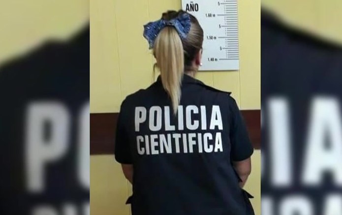 Ocurrió en Villa General Savio. Una mujer mayor realizó una denuncia por haber sido víctima de un robo con privación ilegal de la libertad en su vivienda. Un sujeto había ingresado con un arma blanca y bajo amenazas se llevó un televisor, una radio y un celular.