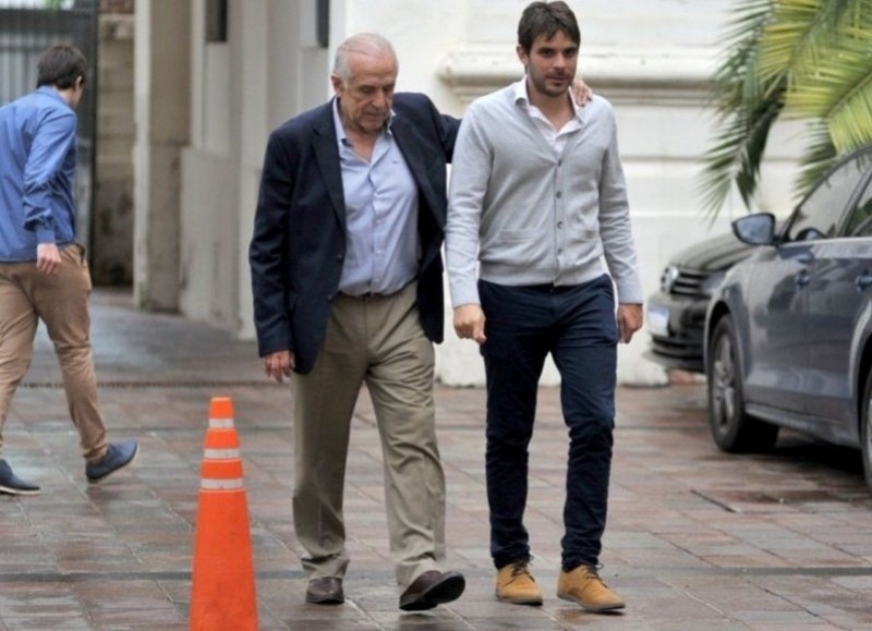 Manuel y su padre Ismael, capitoste del clan Passaglia.