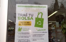Campaña de concientización por el Día Mundial Libre de Bolsas de Plástico