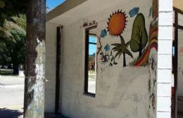El Municipio intentó tapar un mural de organización ambientalista