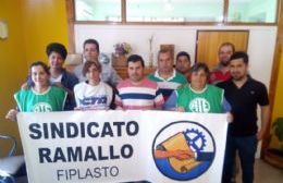 La Mesa Sindical se solidarizó con los suspendidos de Fiplasto