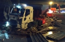 Camión arrolló la garita de seguridad del Club Náutico: murió el sereno