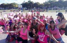 Villa Ramallo bailó contra el cáncer de mama