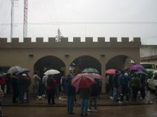 Los vecinos de P�rez Mill�n autoconvocados, reclamaron mayor seguridad. (FUENTE Portal P�rez Mill�n Hoy)