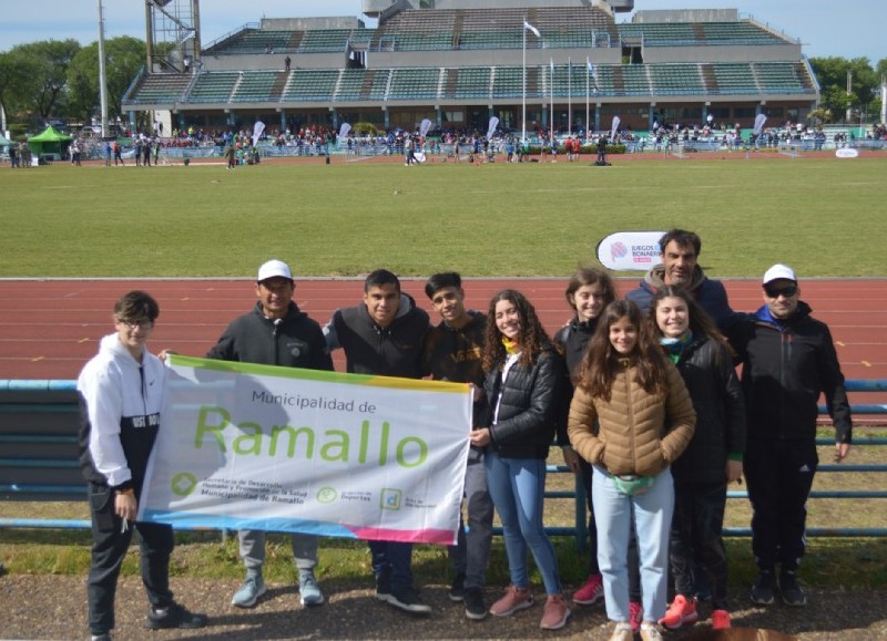 La delegación de Ramallo viajó hacía la ciudad de Mar del Plata para disputar la final provincial de los Juegos Boanerenses.