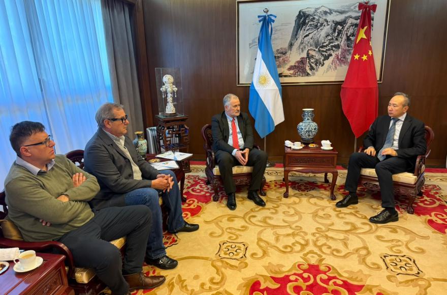 Ramallo se abre al mundo: encuentro con el embajador de China