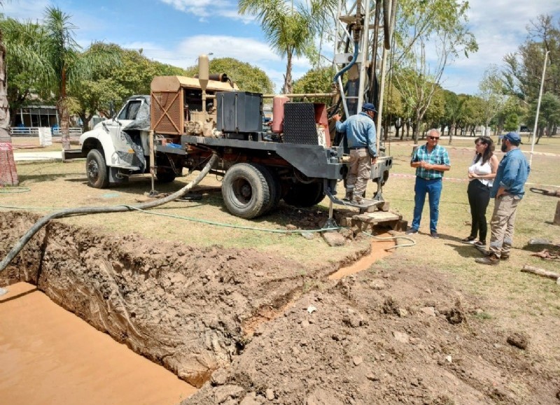 Cuadrilla en plena labor.