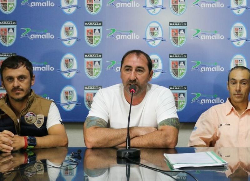 Anuncio de la actividad en la Sala de Conferencias municipal