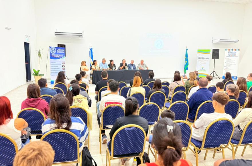Inicio del ciclo lectivo en el Centro Universitario José Orlando Gaeto