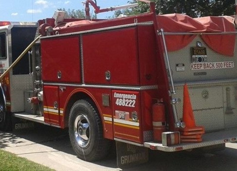 Intensa labor de los bomberos.