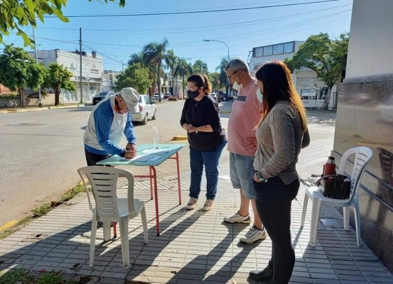 Recolección de adhesiones.