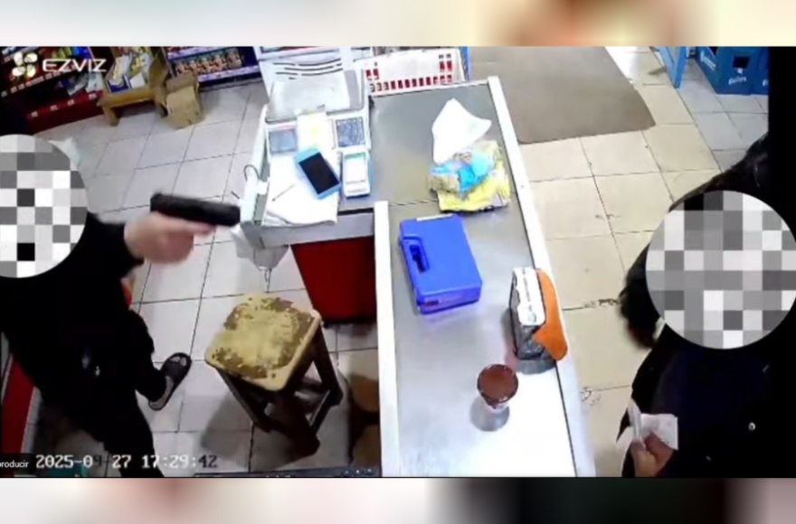 Un comerciante apuntó con un arma a un cliente que habría intentado robar mercadería.