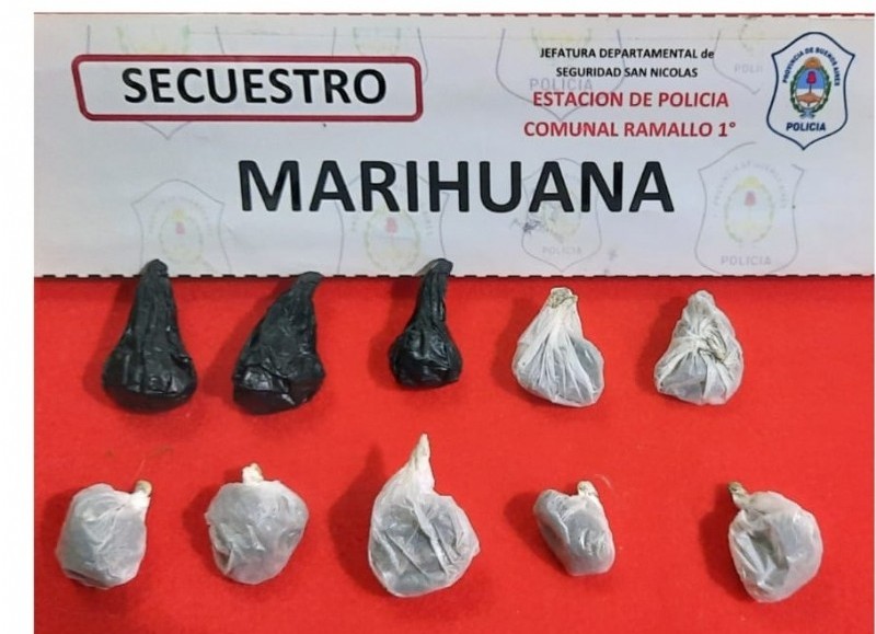 Poco más de 20 gramos.