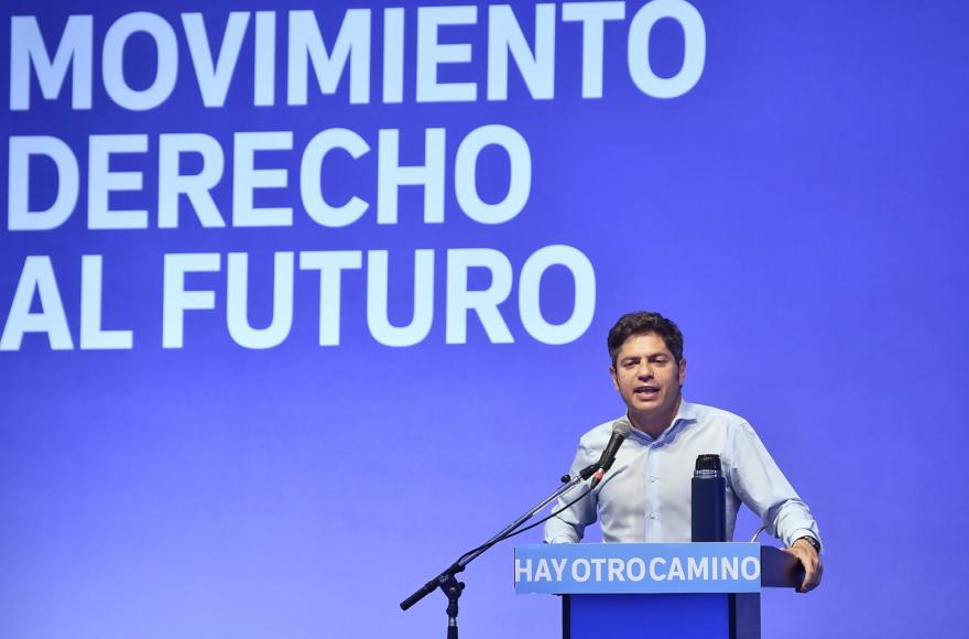 Kicillof encabezó el plenario en Ensenada.