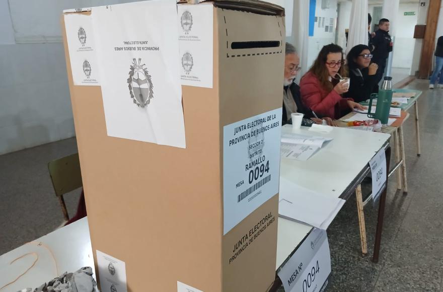 Ya se vota en Ramallo.