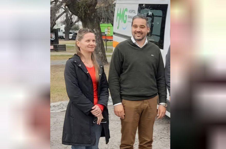 Riciardelli y Stebano no fueron al recinto y la oposición rechazó la Rendición.