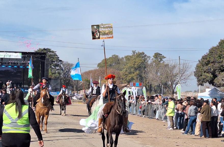 Miles de vecinos celebraron el D&iacute;a de la Independencia con una gran fiesta patria en El Para&iacute;so