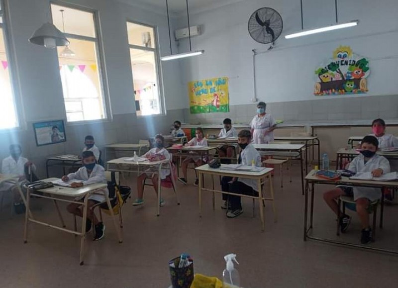 En medio de la polémica por las clases presenciales.