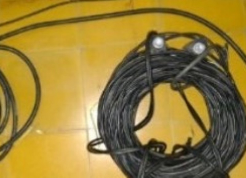 Querían hacerse de los cables de cobre.