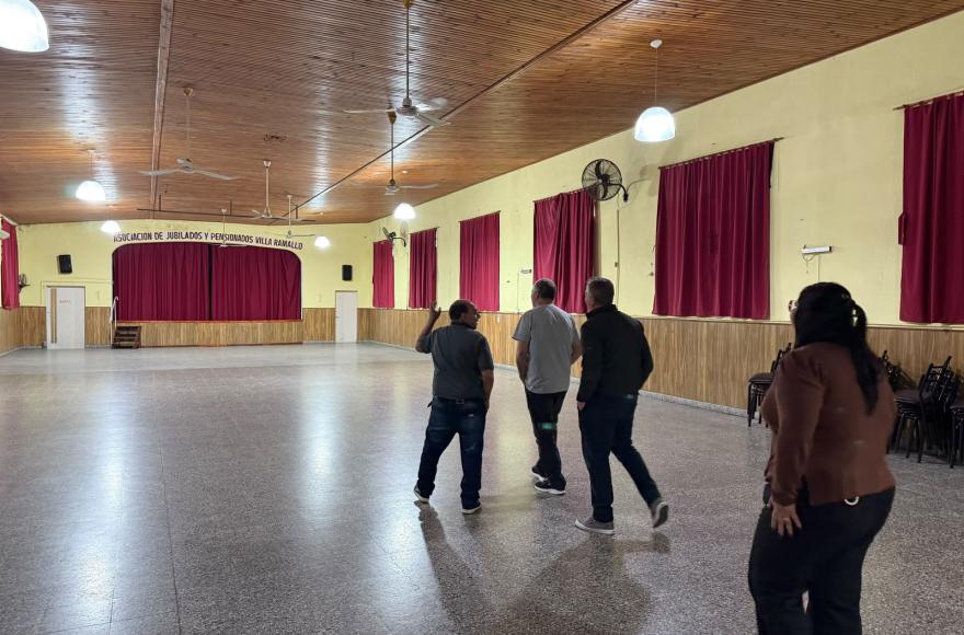 Poletti supervisó los trabajos.