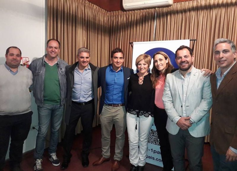 Martín Caso compartió una charla sobre seguridad y narcotráfico con Florencia Arietto y el vicepresidente de la Cámara de diputados de la Provincia de Buenos Aires, Ramiro Gutiérrez.