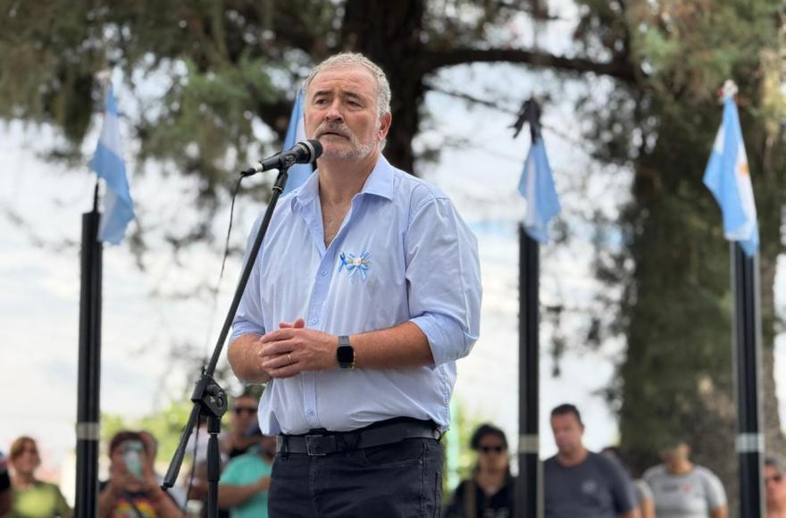 Ramallo recordó a sus héroes en un nuevo aniversario de Malvinas