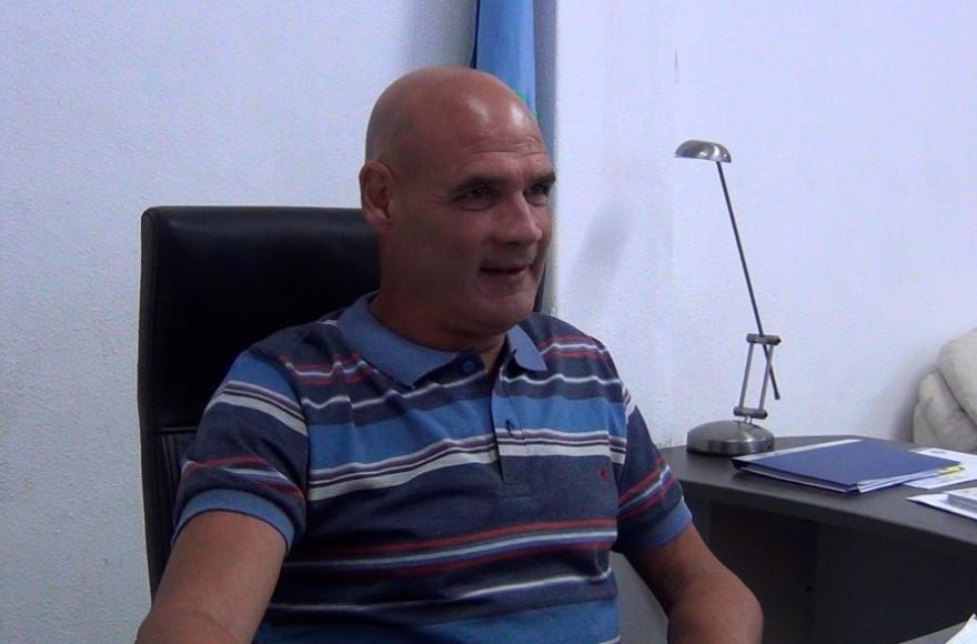 Romero fue el primer candidato a concejal en 2023, motivo por el cual le corresponde ocupar la intendencia de manera interina. 