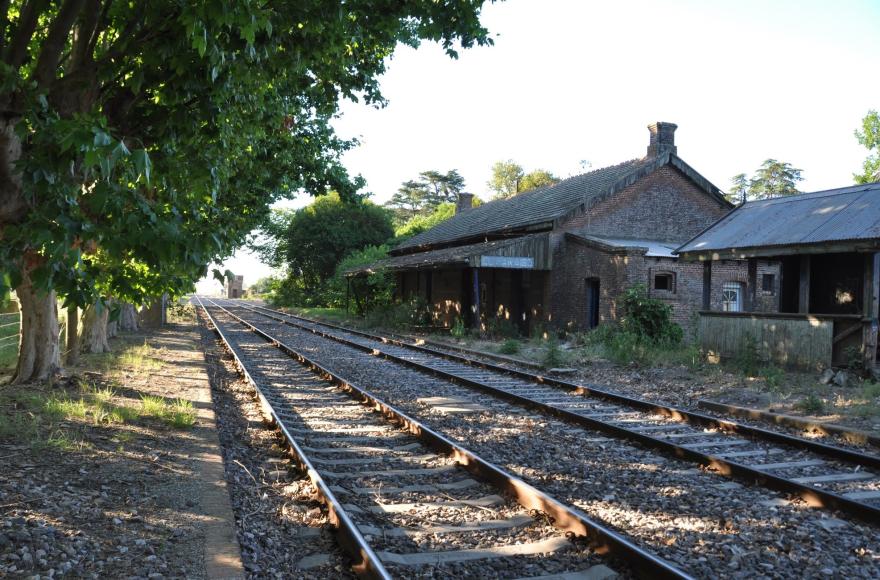 Buscan recuperar la hist&oacute;rica estaci&oacute;n ferroviaria de El Para&iacute;so