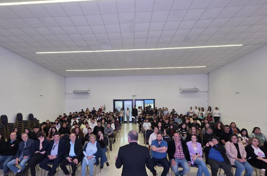 Gran concurrencia en la Expoeducativa.