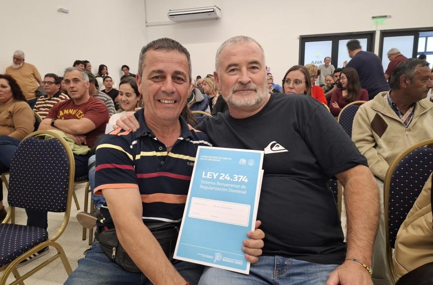 El intendente encabezó el acto.