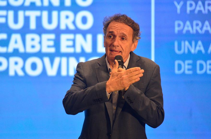En San Pedro, Katopodis convoc&oacute; a distintos actores a debatir el desarrollo de la regi&oacute;n fluvial