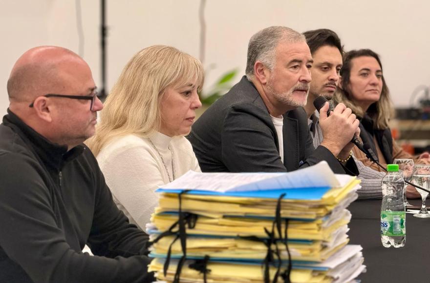 Poletti encabezó el acto 
