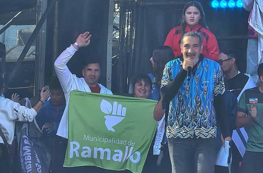 Ramallo estuvo presente en el escenario.