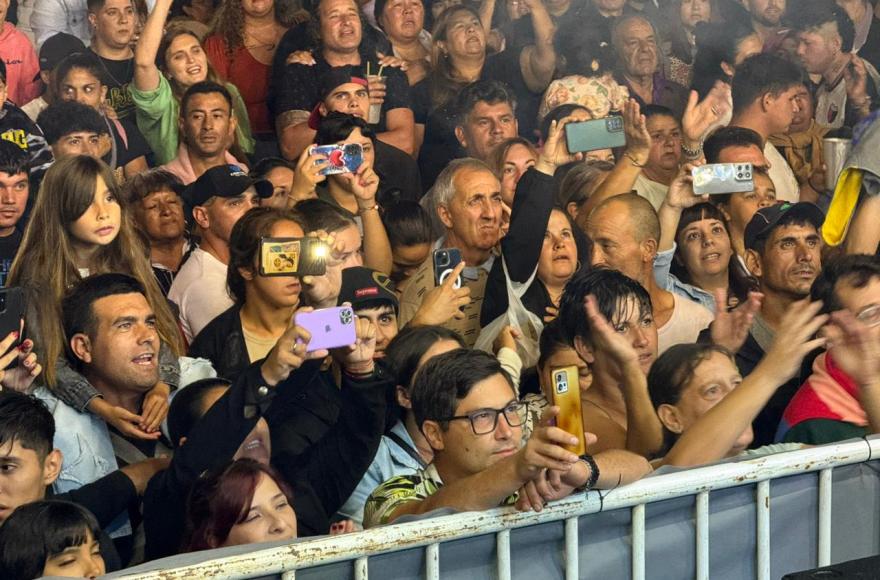 Ramallo vivió un multitudinario festejo de Carnaval