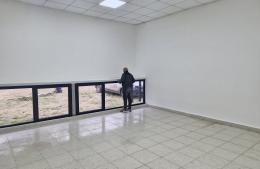 Poletti inaugura dos aulas y núcleos sanitarios en el Centro Universitario