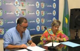 Lotes Sociales: Firma de convenio entre la Municipalidad y sindicatos