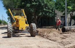 Continúan las obras de cordón cuneta en Barrio Avellaneda