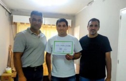 El intendente entregó certificados en Pérez Millán