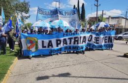 Trabajadores de Fiplasto marcharon en defensa de la planta y los puestos de trabajo