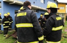 Entregan equipamiento para los Bomberos Voluntarios