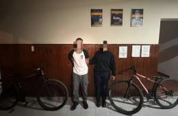 Recuperaron dos bicicletas robadas en Villa Ramallo y detuvieron al presunto autor