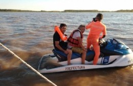 Colisión y rescate en el río Paraná