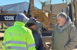 Poletti recorri&oacute; la obra de pavimentaci&oacute;n en Barrio Libertad