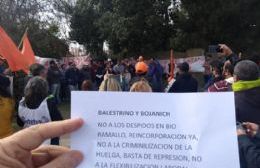 Trabajadores despedidos de Bio Ramallo escracharon a los propietarios